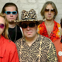 Aimo Pamaus & Luodinkestävät Liivit